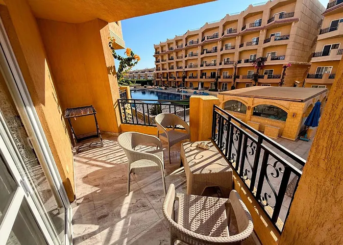 Luxurious In Selena Bay - Private Beach, 5 Pools And Kite Surfing